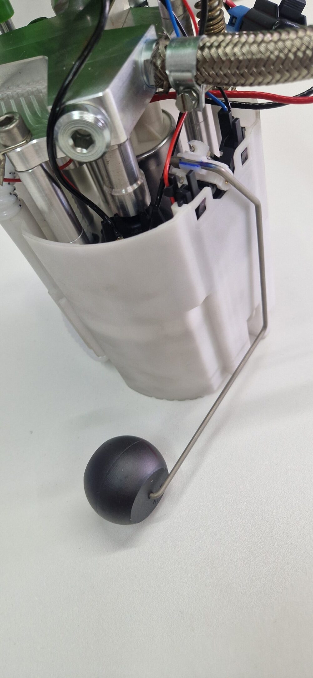 20250603_172139 ΠΙΣΩ 2ΠΛΗ ΑΝΤΛΙΑ MQB